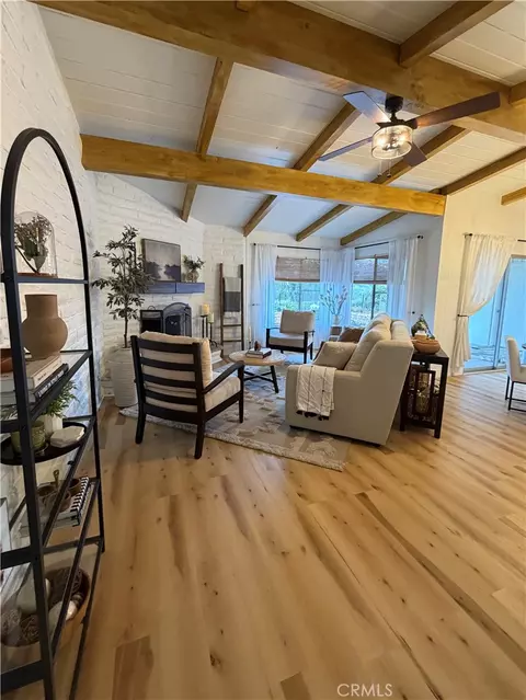 Living - 3252 Via Altamira, Fallbrook, CA 92028 photo 3 of 5