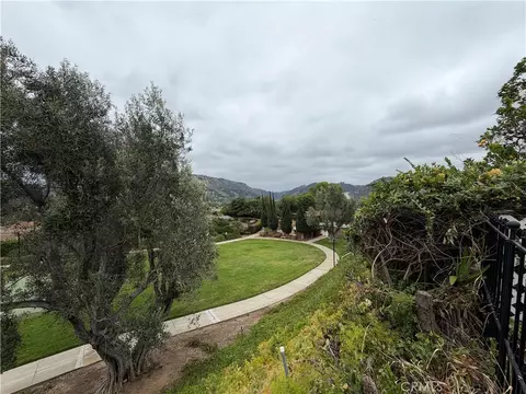 Exterior - 3252 Via Altamira, Fallbrook, CA 92028 photo 8 of 19