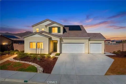 28390 Cats Claw Dr, Winchester, CA 92596
