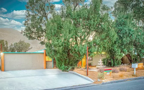 15880 La Vida Dr, Palm Springs, CA 92262