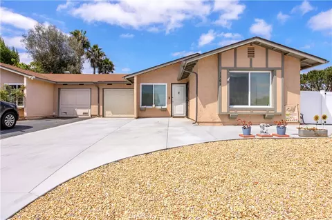 Exterior - 1361 Temple Heights Dr, Oceanside, CA 92056 photo 2 of 14