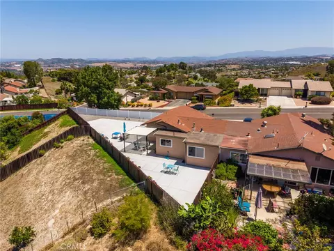 View/Area - 1361 Temple Heights Dr, Oceanside, CA 92056 photo 4 of 6