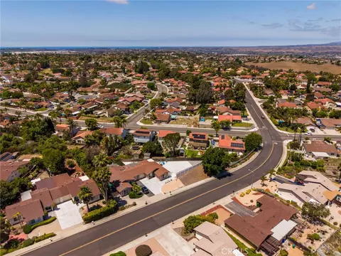 View/Area - 1361 Temple Heights Dr, Oceanside, CA 92056 photo 6 of 6