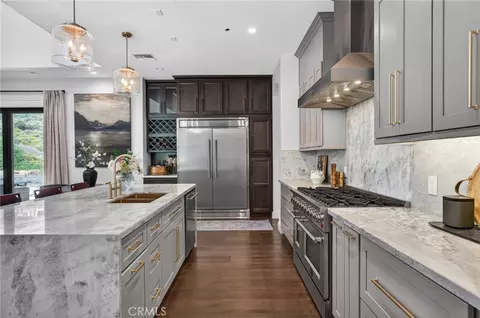 Kitchen - 43843 Mountain Run, Temecula, CA 92590 photo 3 of 5