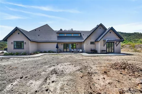 Exterior - 43843 Mountain Run, Temecula, CA 92590 photo 4 of 6