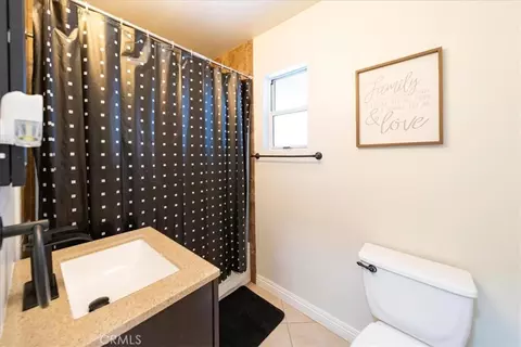 Bath - 1354 S Maple, Escondido, CA 92025 photo 1 of 4