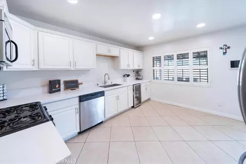 Kitchen - 1354 S Maple, Escondido, CA 92025 photo 2 of 2