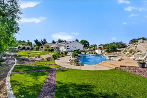 Exterior - 17639 Big Sky Cir, Perris, CA 92570 photo 12 of 17