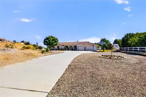Exterior - 17639 Big Sky Cir, Perris, CA 92570 photo 3 of 17