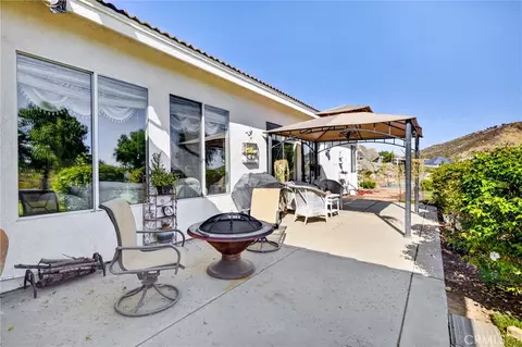 Exterior - 17639 Big Sky Cir, Perris, CA 92570 photo 9 of 17