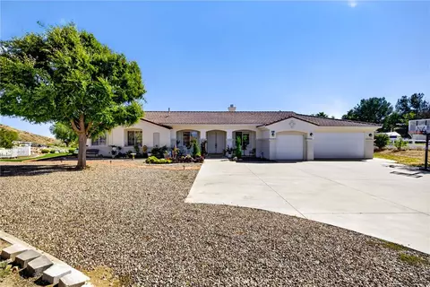 Exterior - 17639 Big Sky Cir, Perris, CA 92570 photo 4 of 17