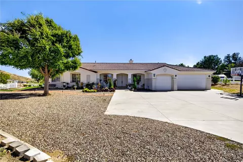 Exterior - 17639 Big Sky Cir, Perris, CA 92570 photo 3 of 17