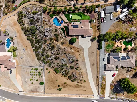View/Area - 17639 Big Sky Cir, Perris, CA 92570 photo 2 of 7