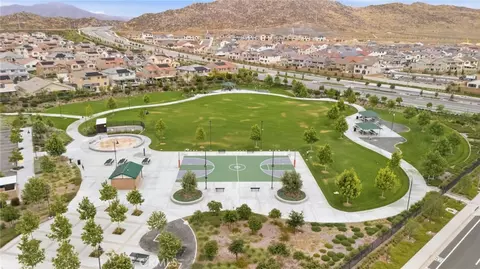 View/Area - 29743 Laurel Ct, Menifee, CA 92584 photo 2 of 14