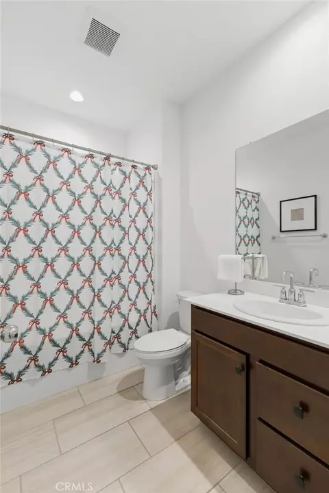 Bath - 29743 Laurel Ct, Menifee, CA 92584 photo 1 of 1