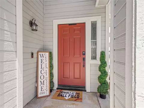 Entry Way - 31422 Heitz, Temecula, CA 92591 photo 8 of 8
