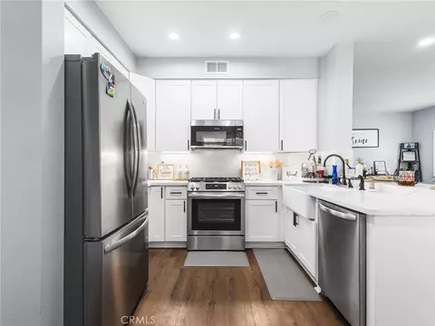 Kitchen - 31422 Heitz, Temecula, CA 92591 photo 2 of 5