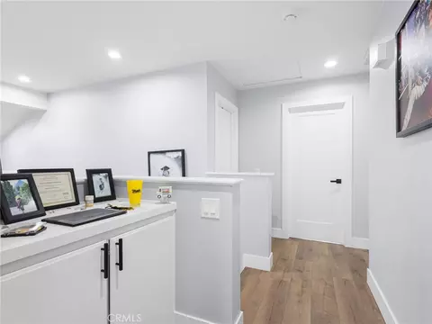 Entry Way - 31422 Heitz, Temecula, CA 92591 photo 7 of 8