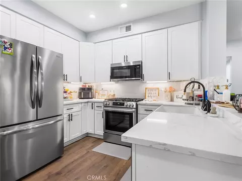 Kitchen - 31422 Heitz, Temecula, CA 92591 photo 3 of 5