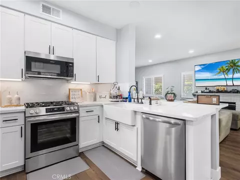 Kitchen - 31422 Heitz, Temecula, CA 92591 photo 4 of 5