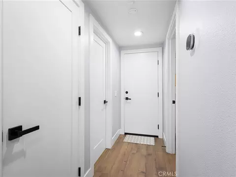 Entry Way - 31422 Heitz, Temecula, CA 92591 photo 3 of 8