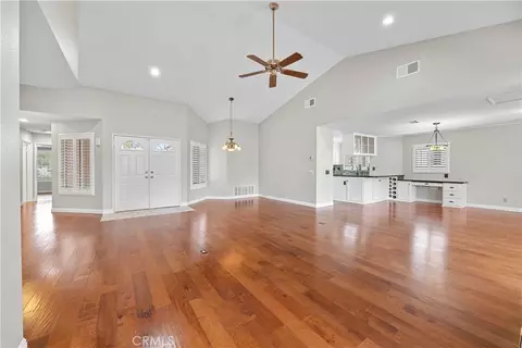 Living - 2573 Maple Dr, Hemet, CA 92545 photo 4 of 11
