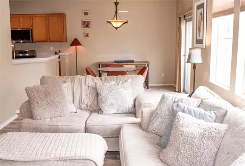 Living - 33634 Emerson #B, Temecula, CA 92592 photo 1 of 2
