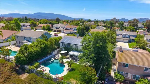 View/Area - 31928 Cercle Chambertin, Temecula, CA 92591 photo 6 of 16