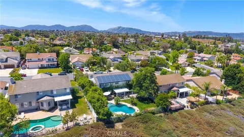 View/Area - 31928 Cercle Chambertin, Temecula, CA 92591 photo 5 of 16