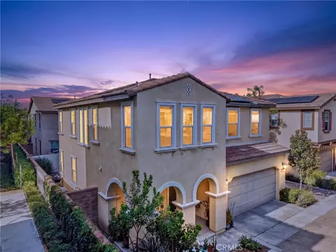 30489 Village Ter, Menifee, CA 92584