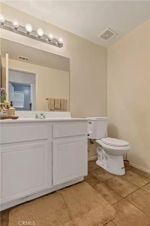 Bath - 152 Alabaster Loop, Perris, CA 92570 photo 1 of 2