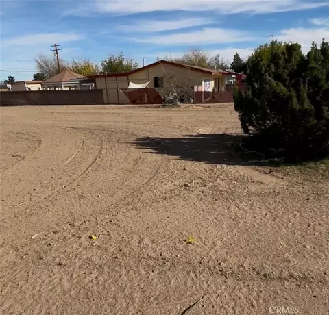 0 Vine, Hesperia, CA 92345 photo 2