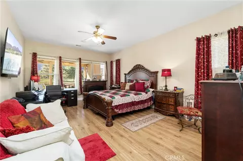 Bedroom - 29325 Sparkling Dr, Menifee, CA 92584 photo 2 of 3