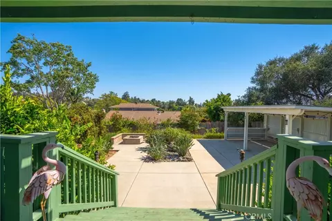 Exterior - 1611 Hillcrest, Fallbrook, CA 92028 photo 12 of 17