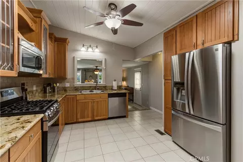 Kitchen - 1611 Hillcrest, Fallbrook, CA 92028 photo 1 of 7