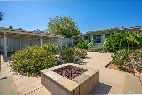 Exterior - 1611 Hillcrest, Fallbrook, CA 92028 photo 14 of 17