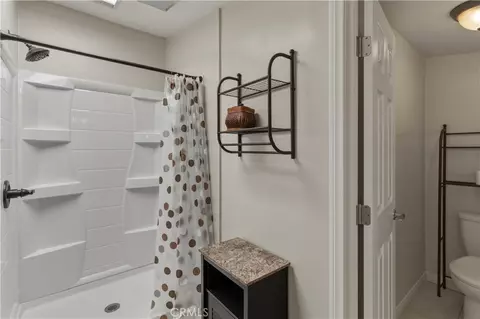 Bath - 1611 Hillcrest, Fallbrook, CA 92028 photo 6 of 8