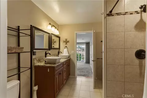 Bath - 1611 Hillcrest, Fallbrook, CA 92028 photo 2 of 8