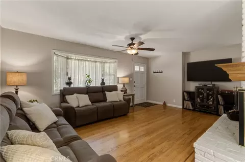 Living - 1611 Hillcrest, Fallbrook, CA 92028 photo 6 of 8