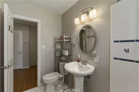 Bath - 1611 Hillcrest, Fallbrook, CA 92028 photo 8 of 8