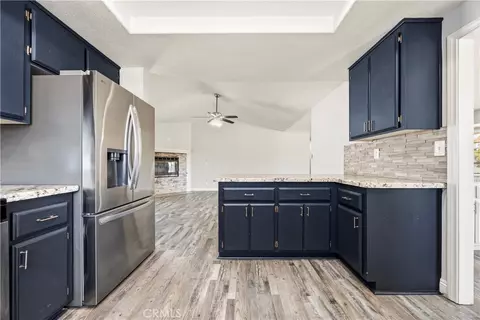 Kitchen - 7596 Arcadia Ave, Hesperia, CA 92345 photo 2 of 2