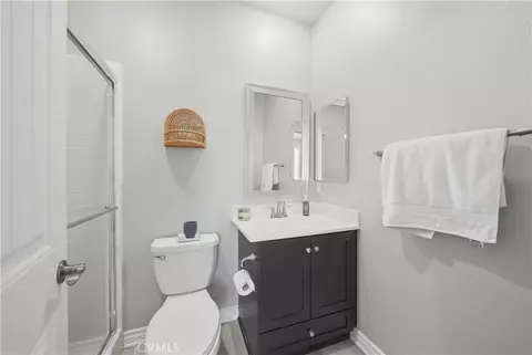 Bath - 45856 Cebalo St, Temecula, CA 92592 photo 3 of 4