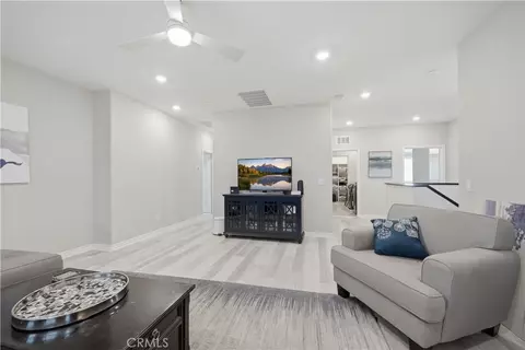 Entry Way - 45856 Cebalo St, Temecula, CA 92592 photo 7 of 14