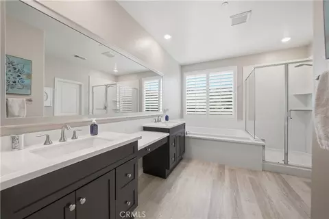 Bath - 45856 Cebalo St, Temecula, CA 92592 photo 2 of 4