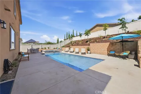 Exterior - 45856 Cebalo St, Temecula, CA 92592 photo 5 of 6