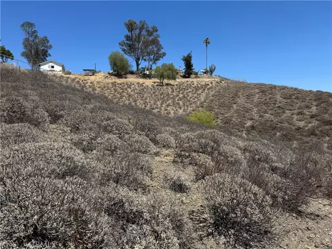 0 Beverly, Menifee, CA 92587 photo 5