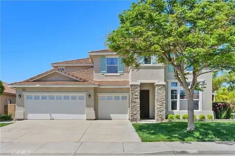 32590 Caden Ct, Winchester, CA 92596