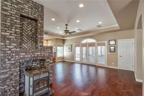 Living - 46856 El Prado, Temecula, CA 92590 photo 2 of 7