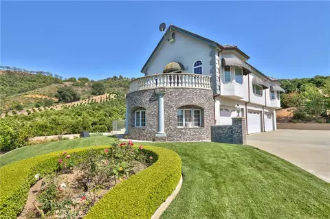 Exterior - 46856 El Prado, Temecula, CA 92590 photo 13 of 19