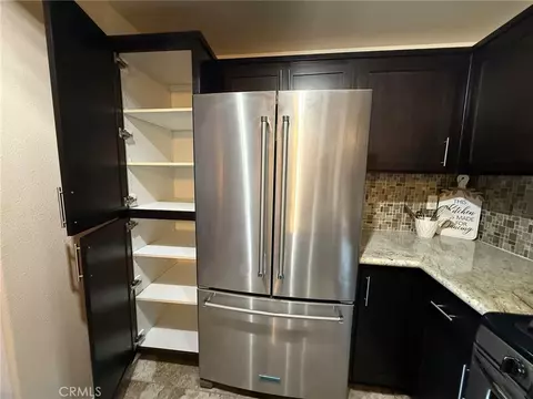 Kitchen - 44780 Adam, Temecula, CA 92592 photo 4 of 4